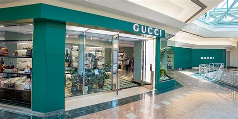 gucci jersey gardens mall|gucci totowa nj.